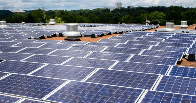 Günəş enerjisini qazmadan düz damlara necə quraşdırmaq olar?